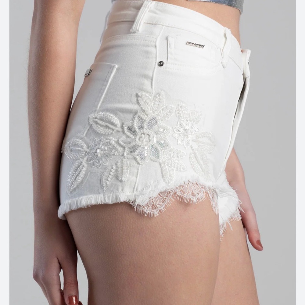 Boom boom jeans White Embroidered Women's Shorts
